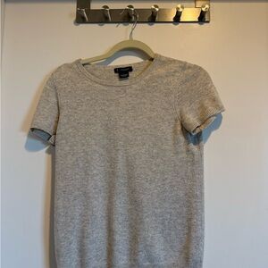 Short Sleeve Knit Top in Heather Gray